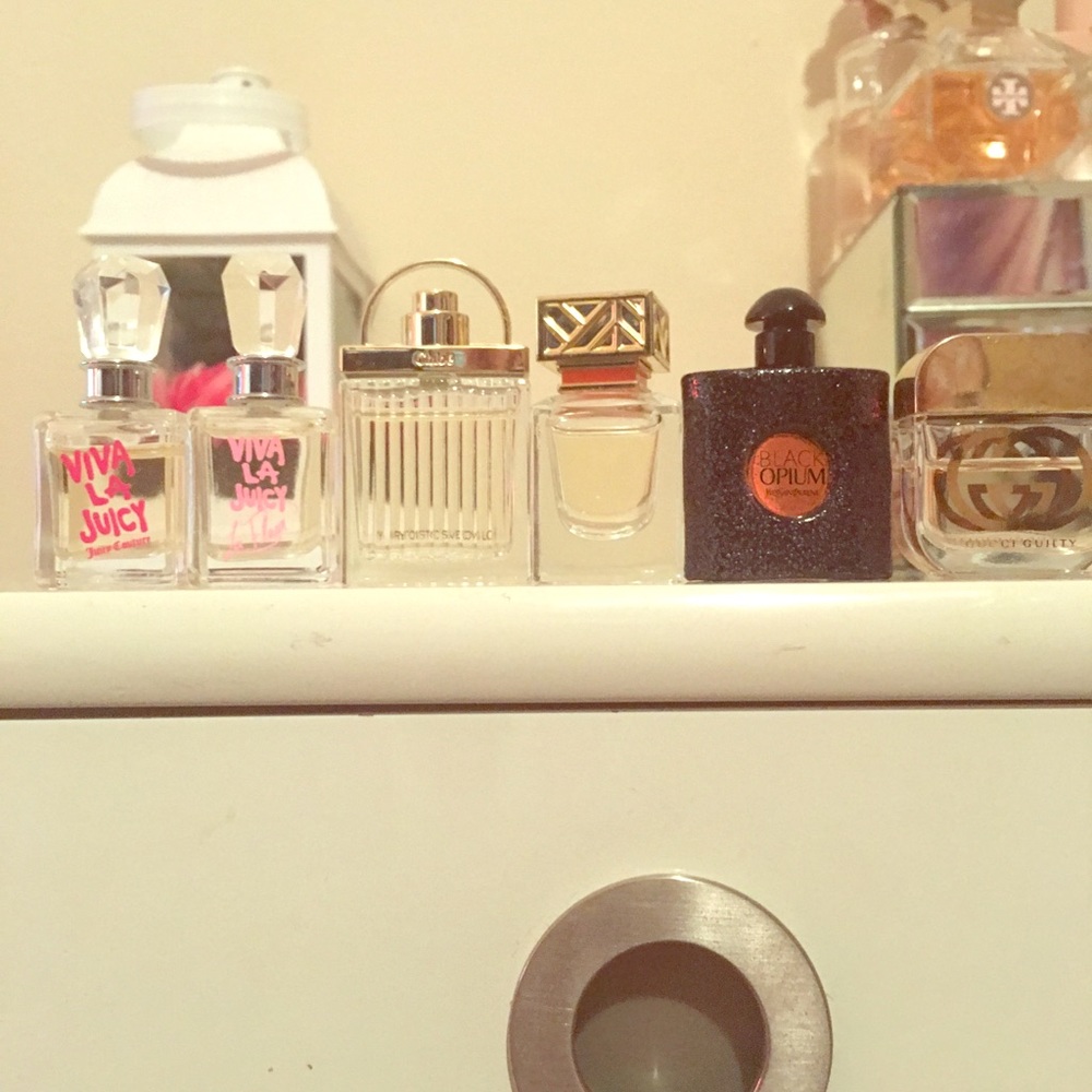 6 mini perfumes